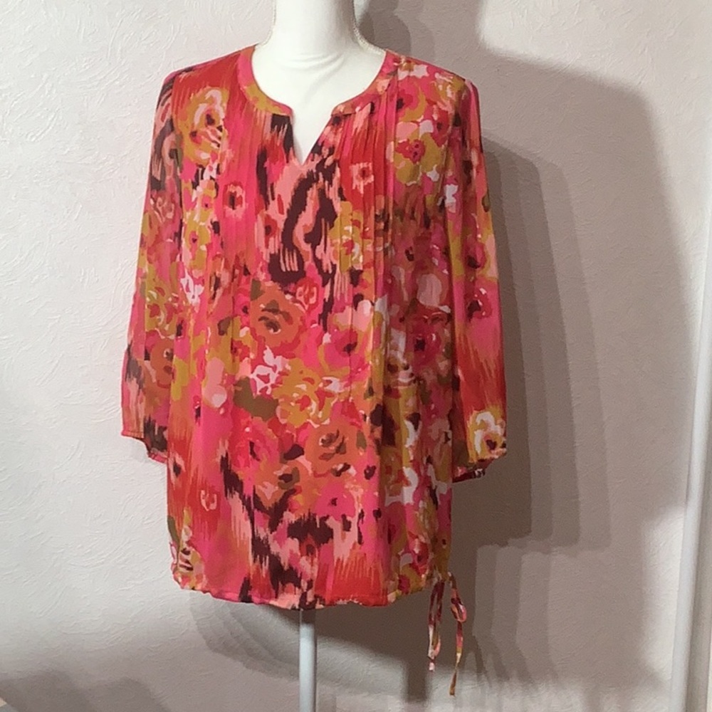 Liz Claiborne Pink and Orange Floral Tunic - Picture 2 of 8
